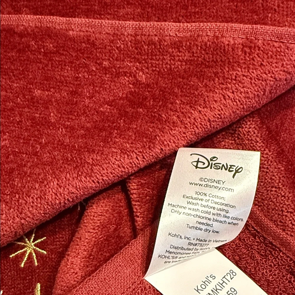 St. Nicholas Square Disney Mickey Mouse Set Of 2 Christmas Hand Towels
